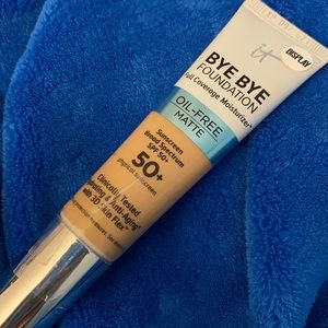 Bye Bye foundation